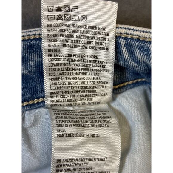 Women’s American Eagle Ne(x)t Level Stretch Light Wash Ripped Jeans Size 6 R - Picture 5 of 12